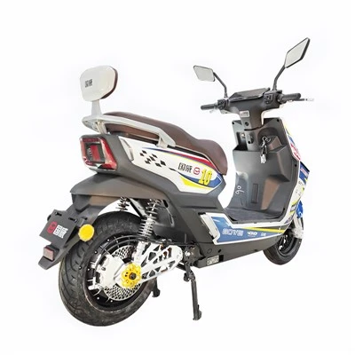 China Factory OEM přizpůsobený 2000w elektrický skútr Emotorcycle Electric